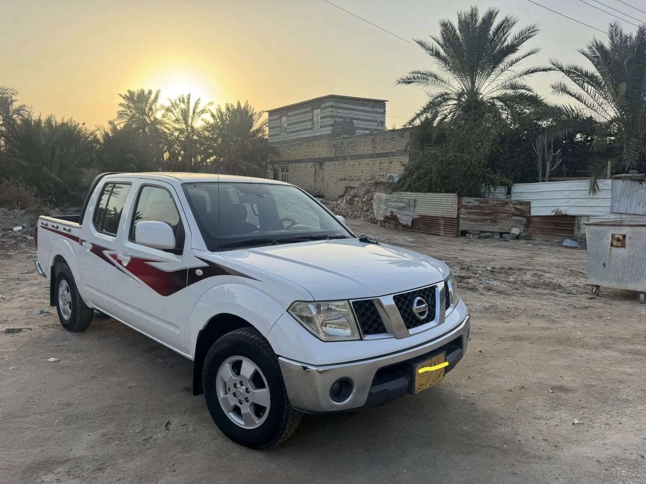 سلام عليكم للبيع بيكم نيفاره 2013 رقم اربيل تحويل او وكاله مكفوله عدا مكانين صبغ بدون ضربه مكينه مظبوطه لا تبخير ولا تنقيص سياره تخم تاير تبريد حداده سياره مال جناي السعر 105 وبيه مجال لشراي للاستفسار  ***********
