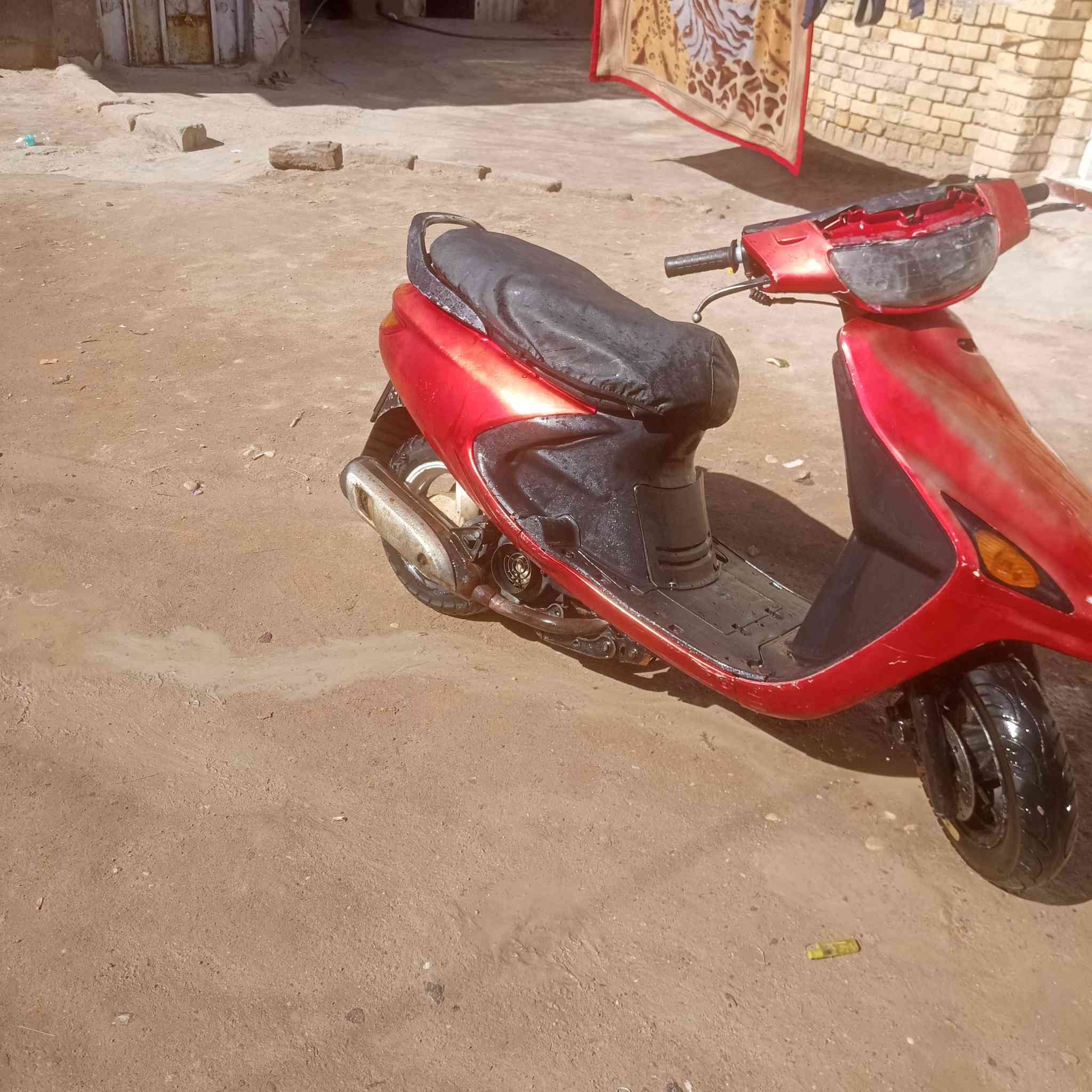 دراجه فراشه للبيع كله شغاله سلف كهربائيات سعر 325وبيه مجال مكان بني منصور أبو غريب ***********
