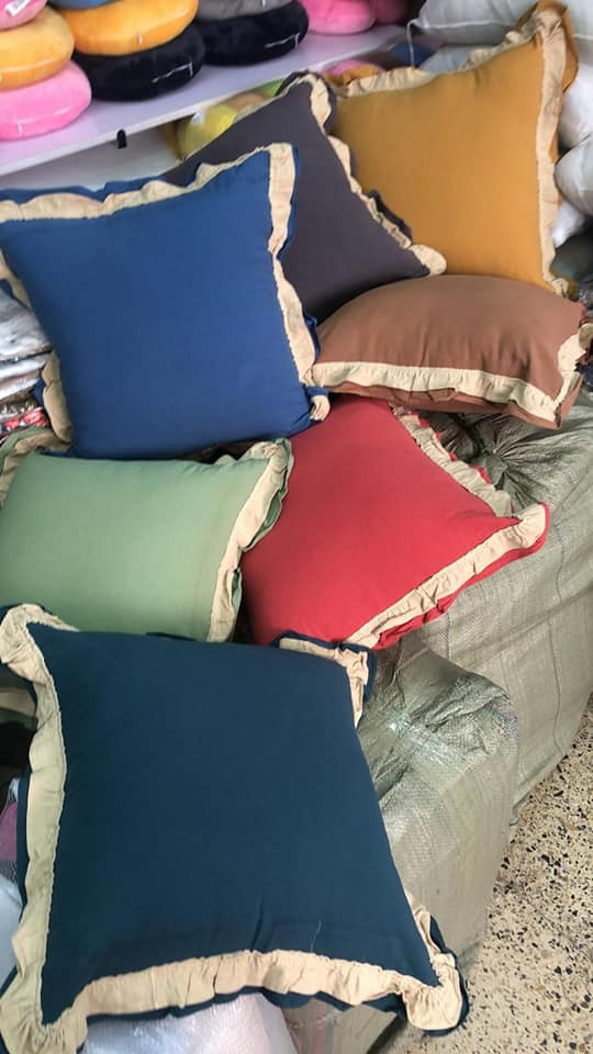 وجه كوشة موديل جديد خامة ممتازة 
قياس ٤٥ x ٤٥ سم 
سعر القطعة / ٥،٠٠٠ الف دينار 
خانقين - دارة كونارة


**إذا كنت صاحب هذا الإعلان وتريد حذفه لأي سبب، رجاءا أرسل رسالة إلى الدعم الفني**