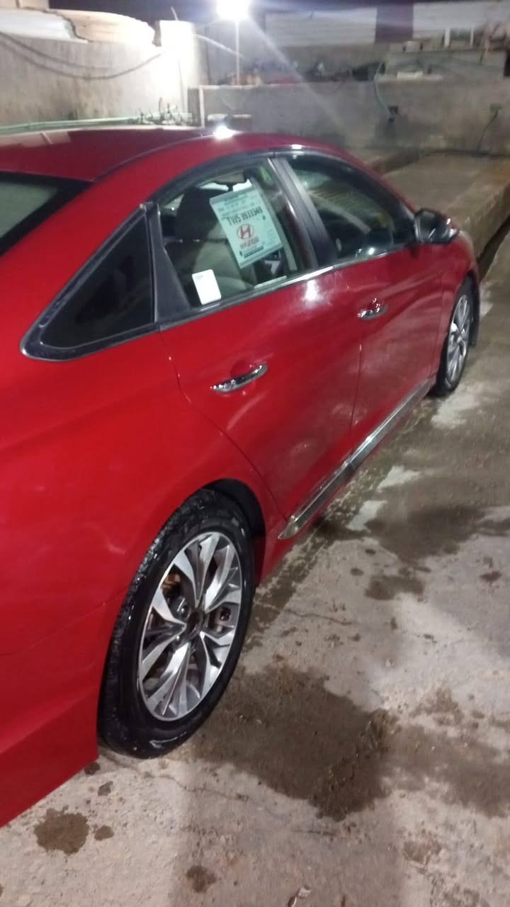 سلام عليكم سوناتا موديل ١٨
بدون دواخل تحويل مباشر حادثه شبر خشم لبنيد 
سعره 138/  وبيه مجاى لشراي/***********
