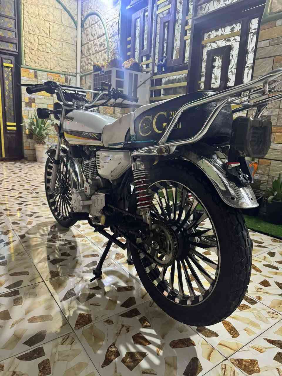 سافان مديل 25 اوراق سكنر سعر 600 طويريج ش 40 هـ ***********
