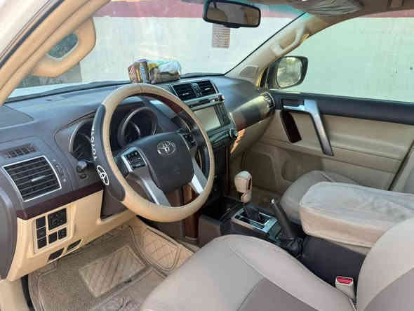 تويوتا برادو 2014 فول مواصفات XV.R كشنات جلد 7مقاعد رقم اربيل بسمي مكفوله ماشيه 145 سعر 355 وبيه مجال ***********
‭    0781 092 7749‬
