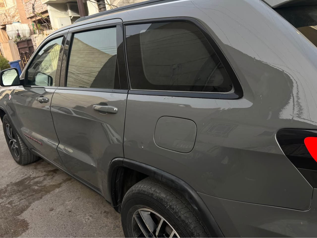 فول سياره جكات
تحكم ستيرن
رادارات 
حساس 
مري شفط
تدفئه تبريد كشنات اماني خلفي
جنطه كهرباء 
فور ويل
اربع انضمه قياده
تثبيت مسار تثبيت سرعه هواي موصفات بيها
موديل 2019
حادثه موضح بصوره 
*********** بغداد, العراق
