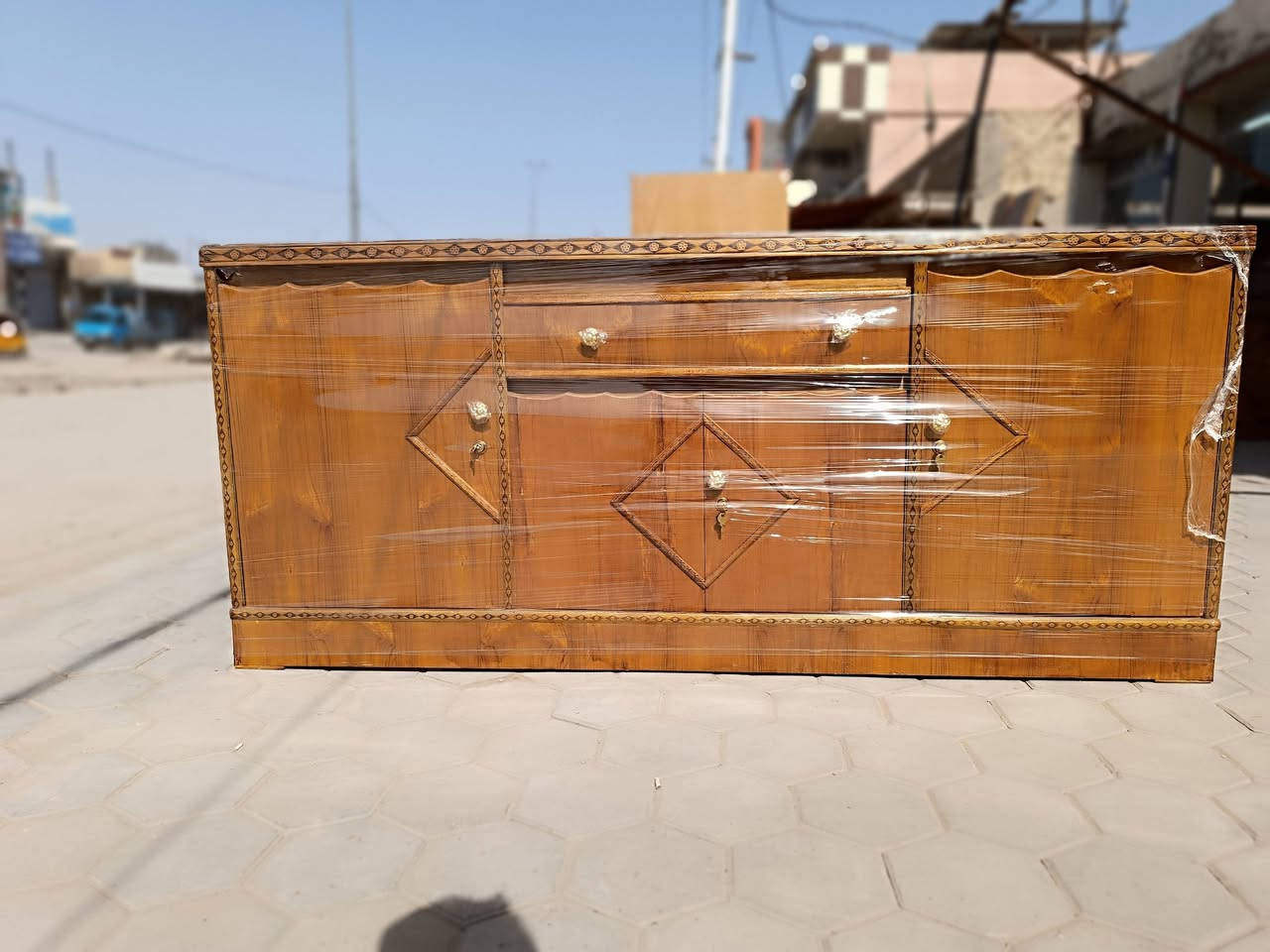 📢 إعلان عام
معرض الأشتر للخشاب وغرف النوم
متوفر حالياً بوفيات نجارة متنوعة
بجودة عالية وأسعار مناسبة:
▫️ بوفيه 2 متر ونصف — 150 ألف
▫️ بوفيه 2 متر — 140 ألف
▫️ بوفيه 1 متر ونصف — 120 ألف
▫️ بوفيه 1 متر — 90 ألف
🔹 كنتور 2 باب — 160 ألف

﴿العنوان واسط الصويره شارع الحله﴾
📞 للتواصل:
***********
