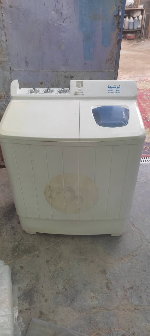 سلام عليكم غسالات وتانكيات للبيع + ميز تلفزيون + كرسي  للأستفسار ***********
