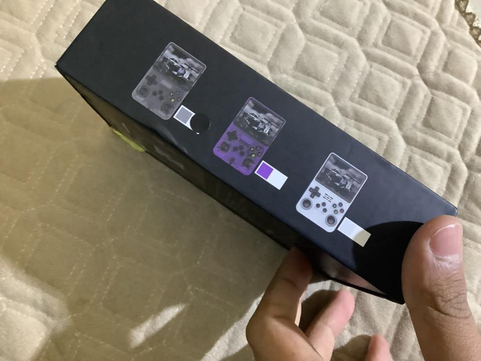 جهاز ألعاب محمول جديد رام 128 بس بيه مشكلة من اخليه على شحن تطلع نقطعة شحن و تروح ابيع فحم 15  و 
كامرة تصوير كامل ملحقات سعر 35 مكاني ديالى بعقوبة إذا ما تقدر تراسلني دزلي طلب صداقة   واني أراسلك


**إذا كنت صاحب هذا الإعلان وتريد حذفه لأي سبب، رجاءا أرسل رسالة إلى الدعم الفني**