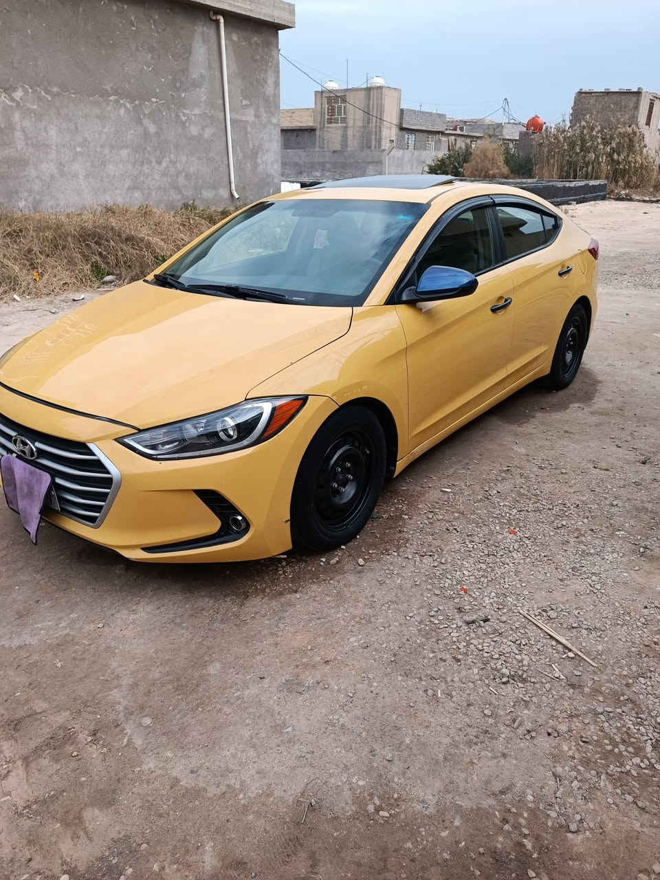 سلام عليكم النترا وارد امريكي فول مواصفات رقم بغداد بسمي محرك 2000دوش حادث بنيد مبدل بدون دواخل سعر ١٢٥ رقم الهاتف ***********
