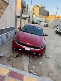 فورتي 2024 الحادث بارد بل جاملغ الخلفي وشويه الجنطة   السياره بدون صبغ...