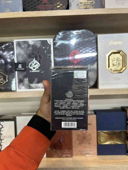 عطر كلير ليذر الاصلي من شركة فراجرانس وورلد 
هذا العطر يحاكي عطر توم فورد امبري ليذر 
عطر لكلا الجنسين عطر قوي بلمسات اخشاب وجلود 
والعنبر بثبات وفوحان يدوم طويلا 

مكونات العطر : إفتتاحية العطر الاخشاب ; قلب العطر الجلود و ياسمين سامباك; قاعدة العطر تتكون من العنبر, الطحالب و الباتشولي.

يوجد توصيل لجميع محافظات العراق 
للحجز او الاستفسار التواصل على رقم الواتساب 
*********** 

#عطور #عطر #عطوري #عطورات #عطور_رجالية #الامين_للعطور #بابل #كربلاء #النجف #البصرة #توصيل #الرمادي #الانبار #ديالى #واسط #العراق
