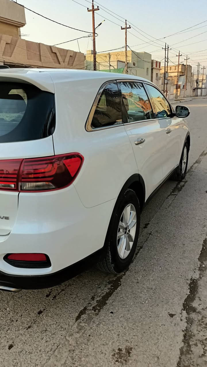 سورنتو 2020 امريكيه 6سلندر 7 راكب فور ويل السونار بالمنشور السعر 200 $
للاستفسار ***********
