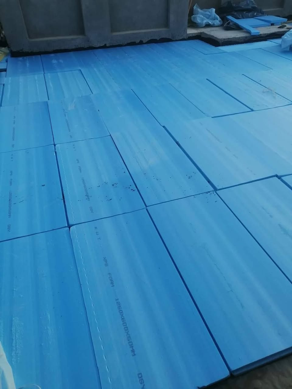 السلام عليكم 🔵   كادر تطبيك شتايكر سطوح كرسته وعمل  
🔴️ الأسعار تحسب حسب
✅️ مساحه السطح عمل فقط متر 6000
✅️ مع عوازل أو بدون عوازل متر15بدون عوازل  /مع عوازل 17
✅️  طابق سطح 
✅️ العوازل هي فلانكوت وزفت ولايلون 
✅️  مع فلين أو بدون فلين يوجد فلين ابو 3 سانتيم 
✅️و فلين ابو 5 سانتيم وكلمن بسعره 
✅️   فوم ابو 3 سانتيم و 5 سانتيم وكلمن بسعره 
✅️ المساحات الصغيره تتخذ مقطوعه 
✅️   إعادة ماستك مد و كوي 
✅️ قلع الماستك القديم واضافه جديد 
✅️ قلع شتايكر وتطبيك جديد 
🔴 مكان العمل جميع مناطق بغداد ونواحيها 
جميع مناطق كربلاء المقدسة ونواحيها 
جميع مناطق بابل ونواحيها
 النجف الاشرف ونواحيها 
والديوانيه ونواحيها 
 للاتصال +واتساب***********
***********   ***********
