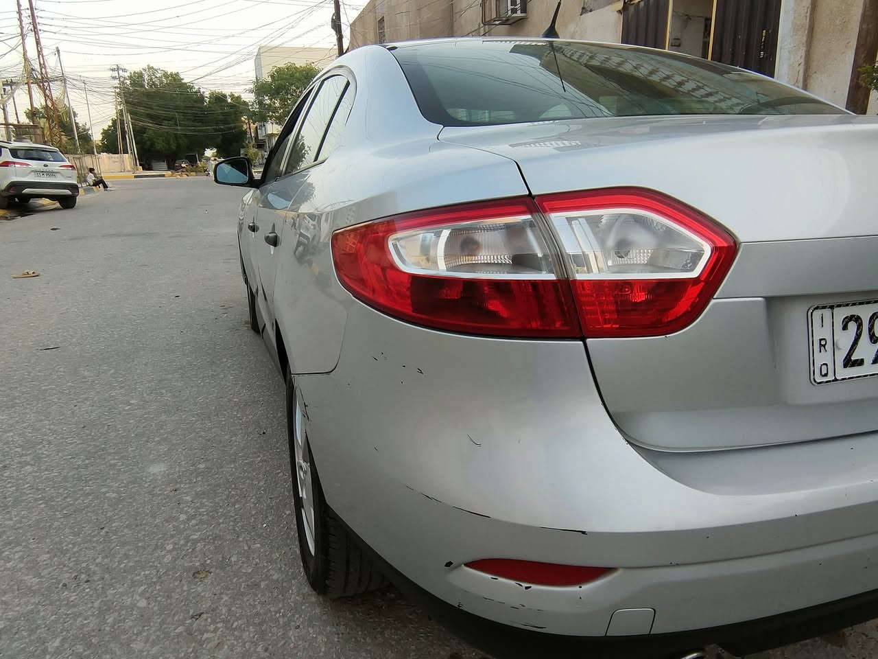 السلام عليكم ورحمة الله وبركاته رينو فلونس مديل 2013 
رقم واسط بسمي سنوية 2031 تدفئة  تبريد شغال بدون ضربة بدون صبغ  محرك قبق اصفر  ستوني شادة.  گير بلادي 5 نمر at المرغوب كهربائيات بلاد بدون جطل  باتري جديد 
حدادية جديدة   حتا كتلوكاتهة موجودة 

نقص جبنة كام شفت بيهة تسريب  فقط السعر 50
بيهة مجال بسيط جداً مكاني كربلاء حي الحر ***********
