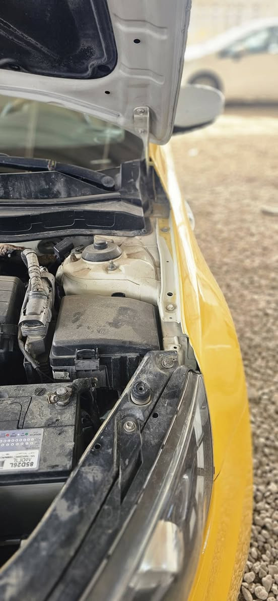 السلام عليكم للبيع كيا اوبتيما موديل 2012 خليجية مكينه 2400 غاز بانزين رقم بابل بااسمي مصفره هيئة وغرامات سنويه ل٢٧ مكفوله من الضربه والتبديل عدا البنيد مرغه براغيه والجامق مرغه براغيه السعر125 وبيها مجال مكاني الديوانيه تلفون ***********
