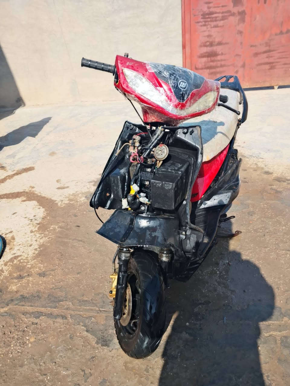 دراجه ثعلب نكره سلف كهرابايات كلاها كامله وشغاله كفرات كامله بس ماشادهن مديل 2021الشراي الرقم الهاتف ***********
