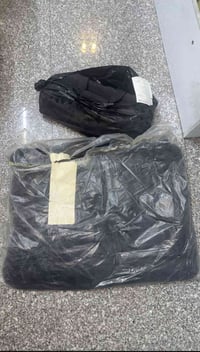 كاعيات وجنطه اصليه مال جمسي 23 او 24sltاو. sli السعر 225 وبيهن مجال ال...