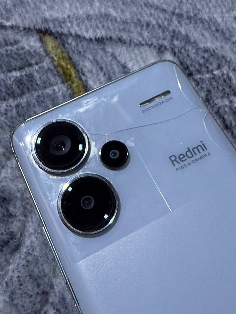 سلام عليكم تلفون ريدمي نوت 13 برو 5G للبيع ذاكرة 512 تلفون ما مفتوح ولا مبدل بي اي قطعة فقط بي سواد بكامرات الورة وكدام نضيفة ومابيهه شي وكسر شوي بضهر موضح بصور تلفون يخبل الله شاهد نت وتصال وما يصرف شحن بعد معروف مواصفاته رايدة ب300 مكاني بصرة زبير رقمي *********** فقط واتساب شغال 📱 البصرة, العراق
