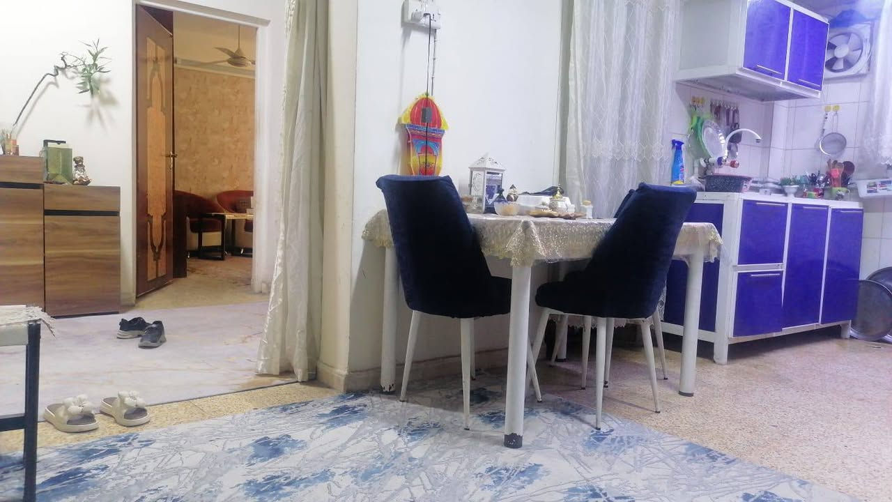 ميز طعام. وكاونتر. ومعرض. صاج الي حاب يشتري. يدخل خاص انطيكم رقم صاحب الاغراض همة البيت واحد البصرة, العراق


**إذا كنت صاحب هذا الإعلان وتريد حذفه لأي سبب، رجاءا أرسل رسالة إلى الدعم الفني**