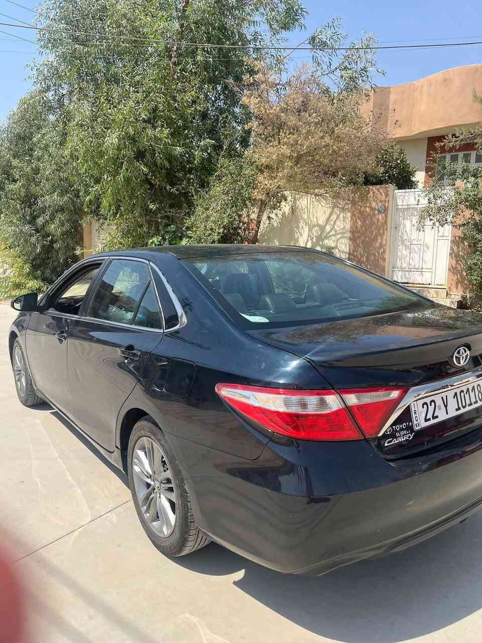 سلام عليكم
فقط مراوسToyota Camry (se) 2017
سيارة ماشيةسيارة بدون ضربة بدون كلشي  فقط ملاحضات بسيطة اريباكات سليمة لون اسود جذاب سيارة حيل حلوة وًناعمة بل شارع كير محرك شرط تدفئة و تبريد شغال ثلج 
***********
العنوان موصل تكريت
