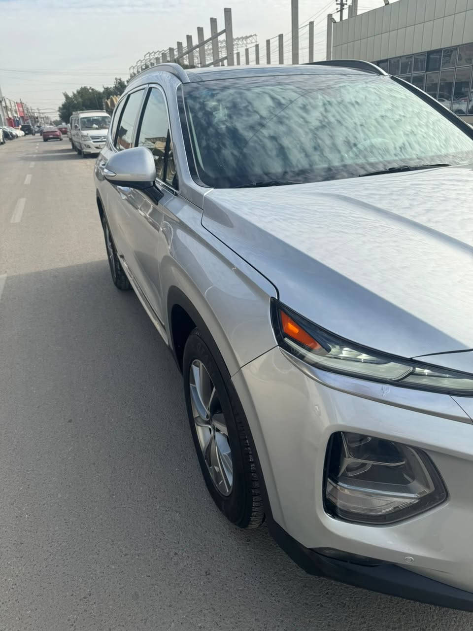 سنتافي موديل 2019
رقم بغداد مجدد هزة وسنوية وارقام كله كامل تحويل مباشر 
بدون ايرباك ولا دواخل 

صور الحادث والسونار بالمنشور 

حادث سطحي جاملغ امامي وجاملغ خلفي 

السيارة فول مواصفات 1/1 
بصمة 
بنوراما 
كشنات جلد+ كهرباء 
تدفئة كشنات وستيرن 
قطعتين تبريد 
تحكم ستيرن 
كروز سرعة 
شاشة 
كامرة دوارة 
بردات خلفية بلادي 
5 راكب 
مكينة 4 سلندر 2400 
مابيها اي نقص ولا اي كلوب مشتغل 
مكينة وكير كفاله كله محسن ماشيه 81 

للاستفسار 
***********
