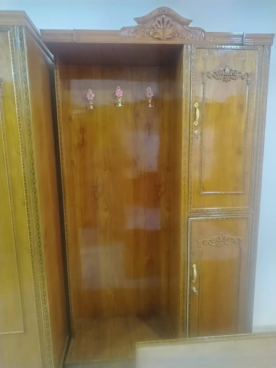 غرفه مستعمله اسبوع فقط تفصال 5 ملم للبيع مال واحد متوازي العنوان كربلاء أمن الداخلي
الرقم : ***********
