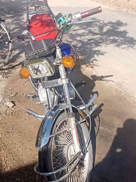 دراجه تايكر، للبيع جاهزة ممفوله موديل 20
السعر375بيه مجال 
العنوان الخالص السنديه
اوراق موجودة 
الشراي يتصل رقم تلفون***********
