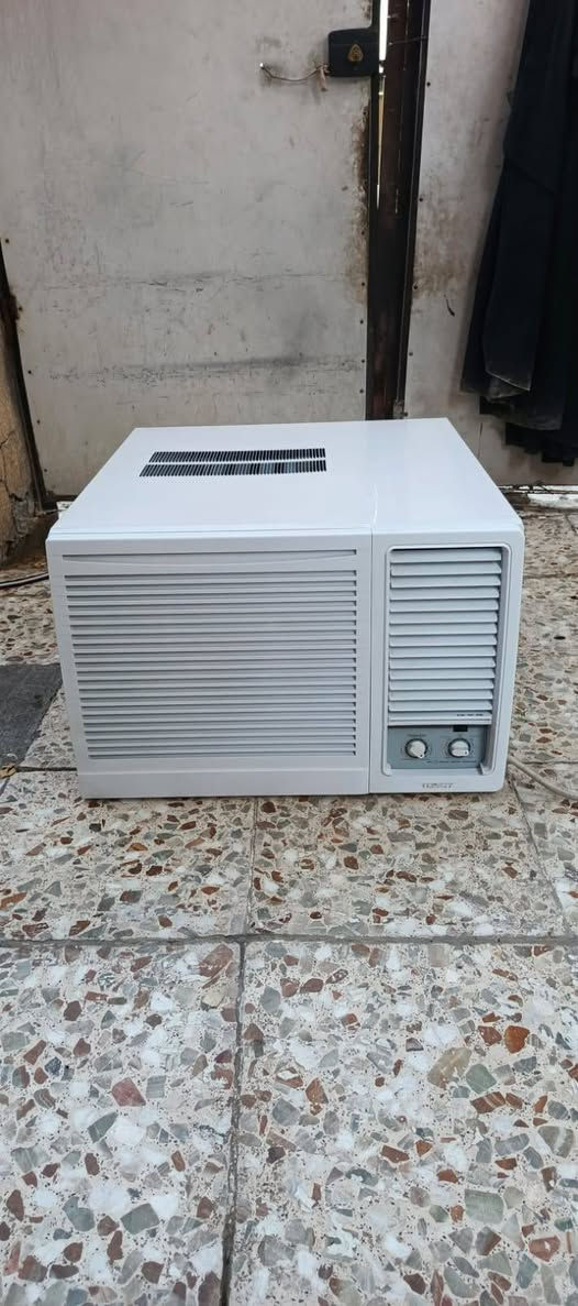 مكيف توسوت الطويل طنين تدفئة تبريد بلادي قرص الشركة ماداخل تصليح شرط ثلج مكيف اخو الجديد  كلش نظيف السعر 350 مكاني بغداد الجديدة حي الامين ***********
