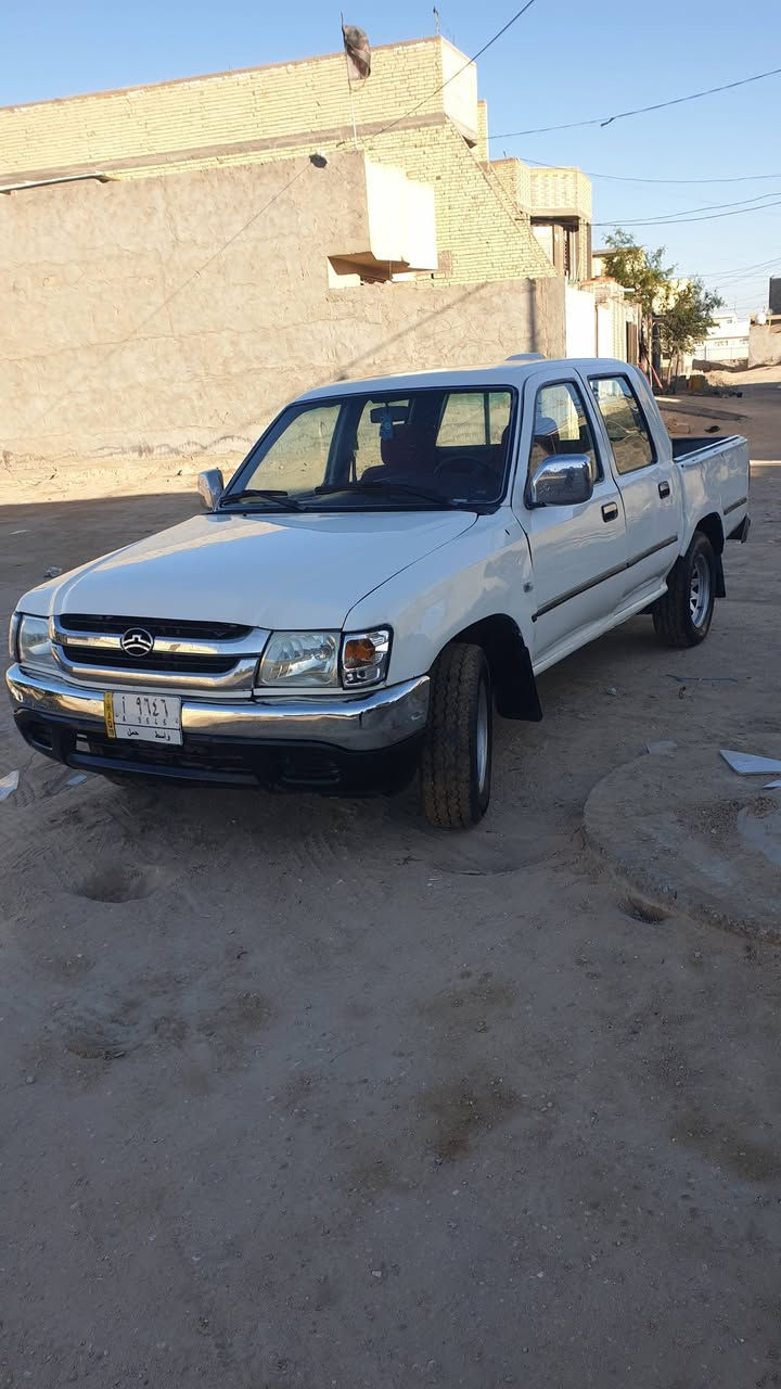 سلام عليكم بيكم دير موديل 2006
رقم واسط مصبوغه عام مكينه وكير كفاله سعر 40وبيه مجال مكان السياره كربلاء 
رقم لهاتف ***********
