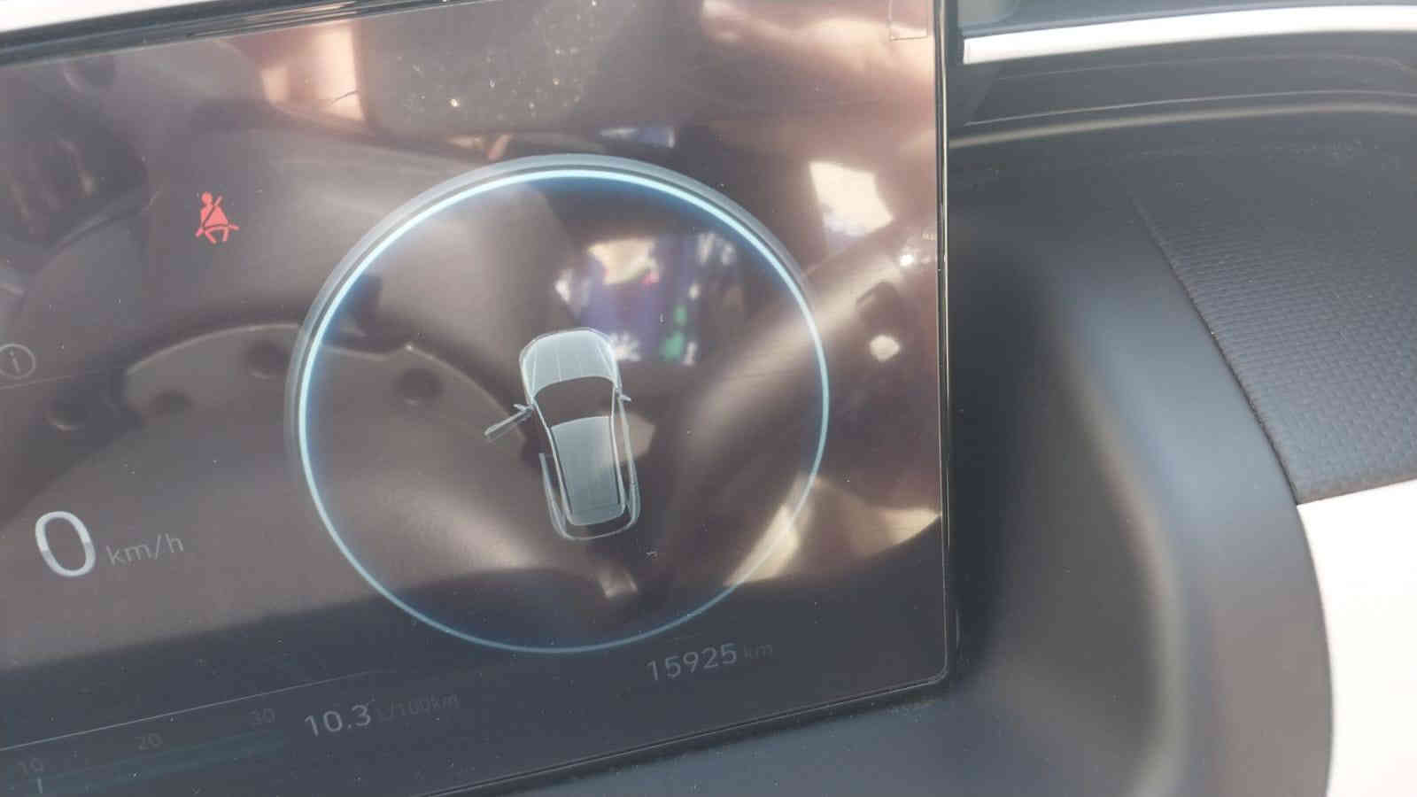 السلام عليكم اخوان توسان موديل ٢٤ خليجية فول قمارة حديد  كراسي كهرباء ومعروفة مواصفات التوسان الباقية مايحتاج اسولفهن ماشية ١٥ الف قابلة للزيادة مدوشمة ارضية وكشنات جلد... بأسم بنية السيارة كفالة عامة عدا صبغ بسيط بالدعامية الخلفية مكان السيارة الرصافة سبع ابكار مجمع الأوقاف قرب معارض الكريعات ..السعر ٣٣ مليون عراقي بيها مجال بسيط للشراي للأستفسار *********** اخواني ملاحظة اني مكلف بالنشر
