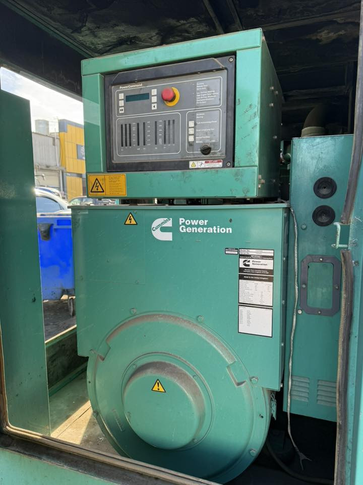 سلام عليكم 
للبيع مولده كمنز (QSX15) امريكي 
ستندر ما مفتوح بلادي اخو زيرؤ 
توليد لوري سمر  بلادي (500) كيفي
العنوان أربيل // استفسار واتساب 
*********** / ***********
توصيل لجميع محافظات العراق موجود
