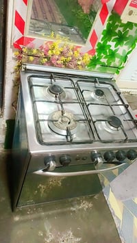 طباخ للبيع  كلش نظيف سعره 120 العنوان بغداد مدينه الصدر  07874131683