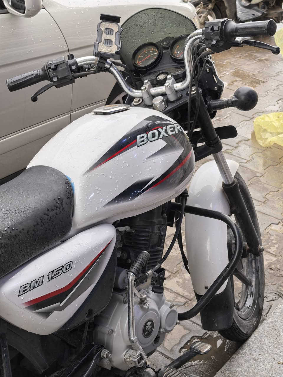 دراجة بوكسر موديل 22 باسمي مرقم كامل كلشي اصولي سنوية لل29

جاهزة من كلشي مابيها اي خلل تشغل وتمشي صورة العداد بالمنشور

ما داخله اي تصليح فقط تبديل بنزات 

السعر مليون ونص

للتواصل الاتصال ع الرقم

***********
