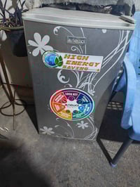 ثلاجة • للبيع