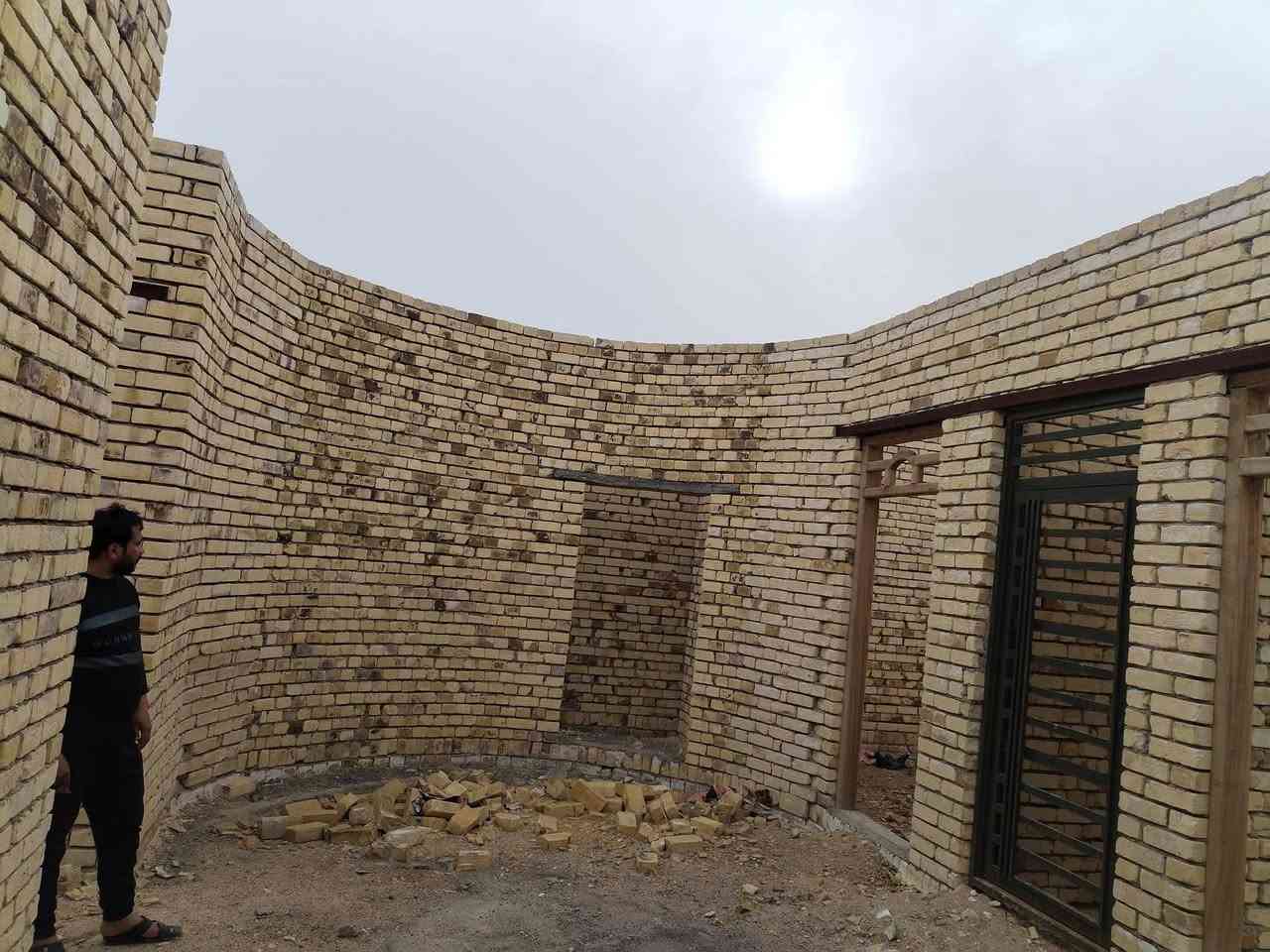 هيكل للبيع بناء طابوك المساحه 200 بكاع وسام ال  خلف مدرست الحبيب المصطفى ***********6
