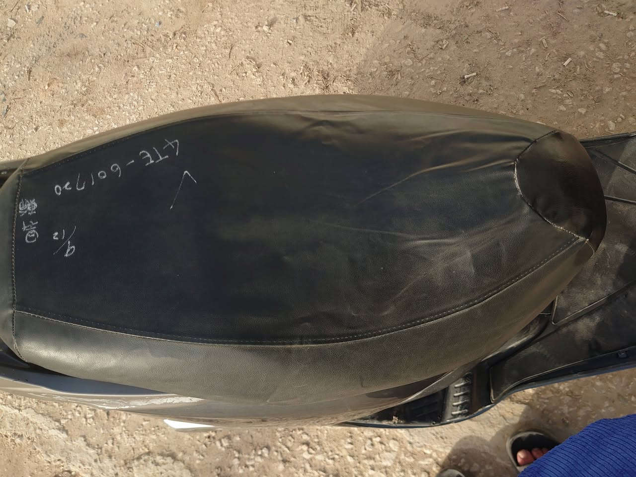 دراجه حاويه للبيع فراشة
مكفوله من كلشي محرك مامفتوح كهربائيات شغاله 
تشتغل نكره سلف وتشتغل هندر 
داجه نضيفه 100‎%‎محرك سرعه وصوت ونهضة على شرط 
العنوان ديوانيه الاسكان سايدين اسواق تاج الياسمين
السعر 580/
***********☎️
