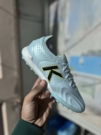 كيلمي • مقاسات 40-42 • جديد وكالة