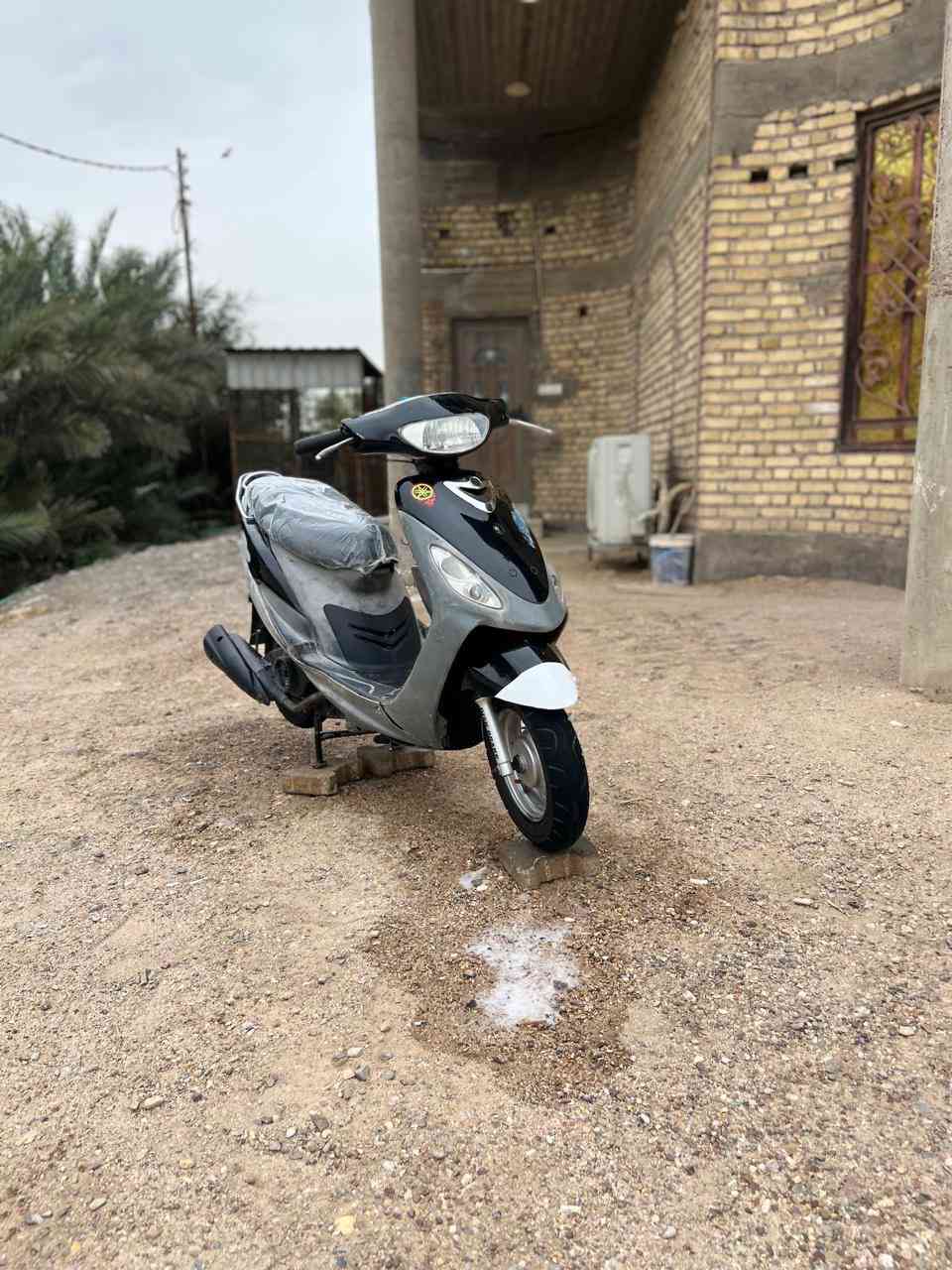 سلام عليكم
دراجه ماكس للبيع دراجه حلوه ونضيفه مكفوله وكلشي شغال بيها 

انه مكلف بل نشر وما متواجد على ماسنجر شراي  اتصل او دز رساله على واتساب  العنوان البصره ابي الخصيب 
0777 167 5878
