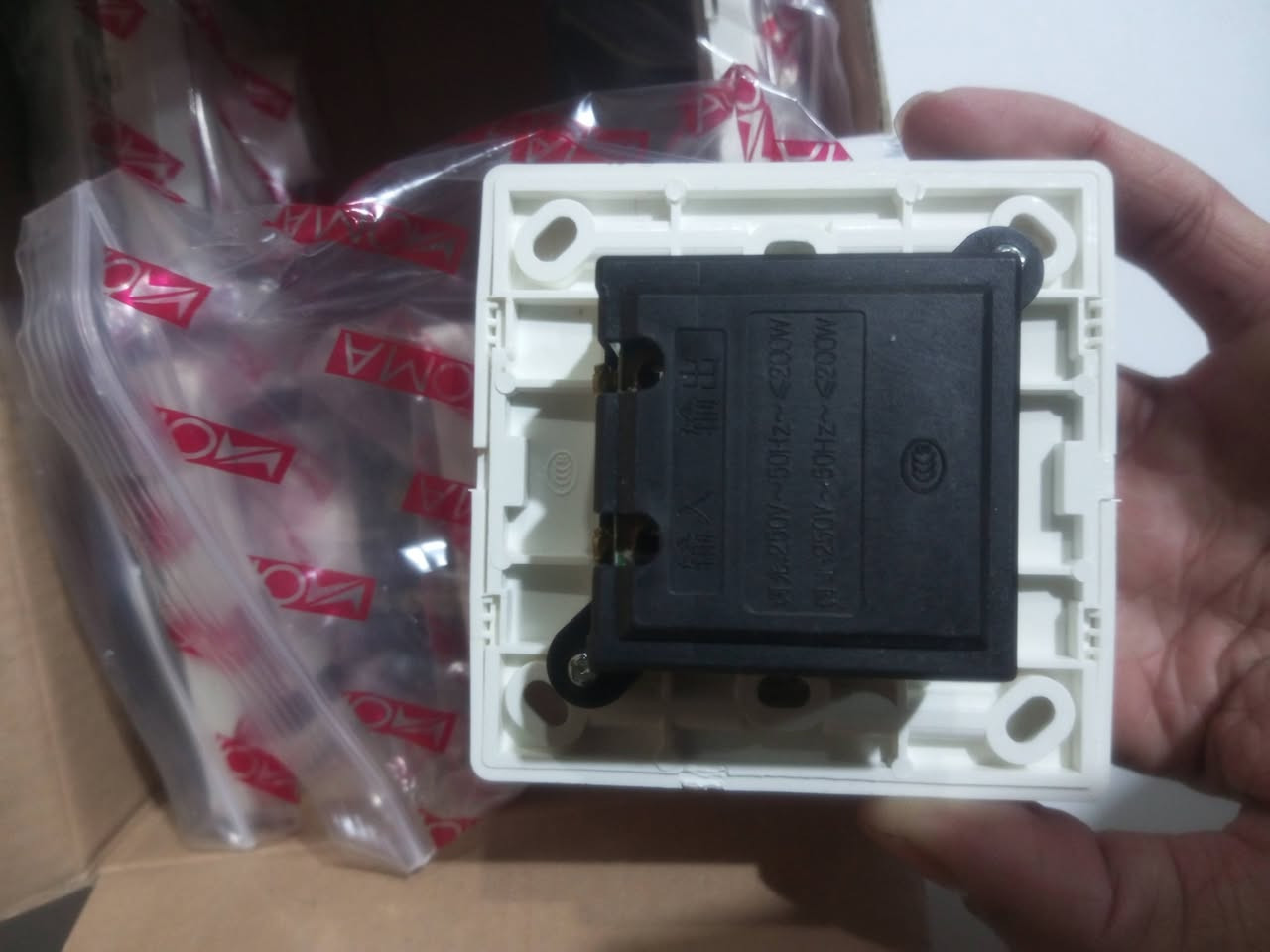 عرض خاص سويج مروحه سعر قطعه 1250 دينار تعبيت كورتون 180قطعه 230 الف واصل  اخر كورتون


**إذا كنت صاحب هذا الإعلان وتريد حذفه لأي سبب، رجاءا أرسل رسالة إلى الدعم الفني**