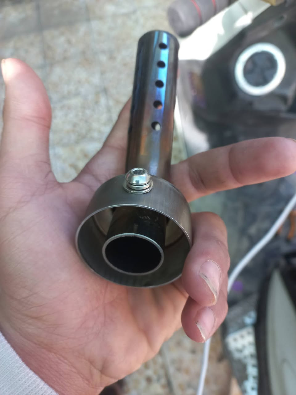 صالنصة رياضي جوكر ترهم على كلا الدرجات دبلا كاتم وشيال وياها سعر 100 وبيها مجال لعلى الرقم ***********
