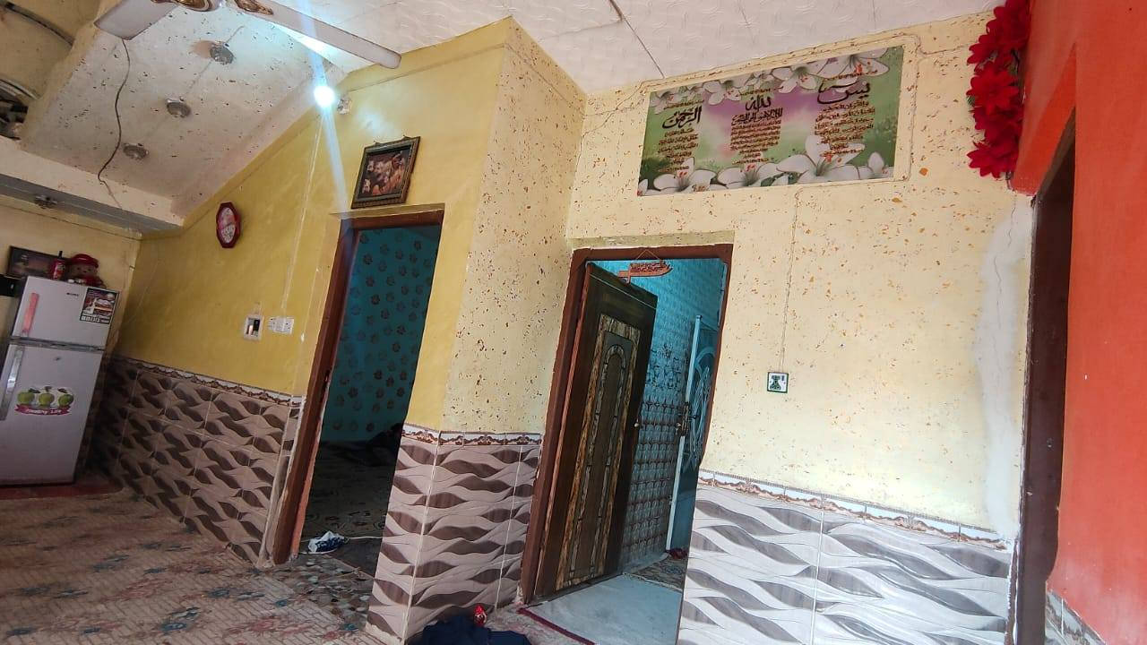 بيت للايجار مساحته 120 خلف سكة القطار جهة سيد خضير للاستفسار ***********
