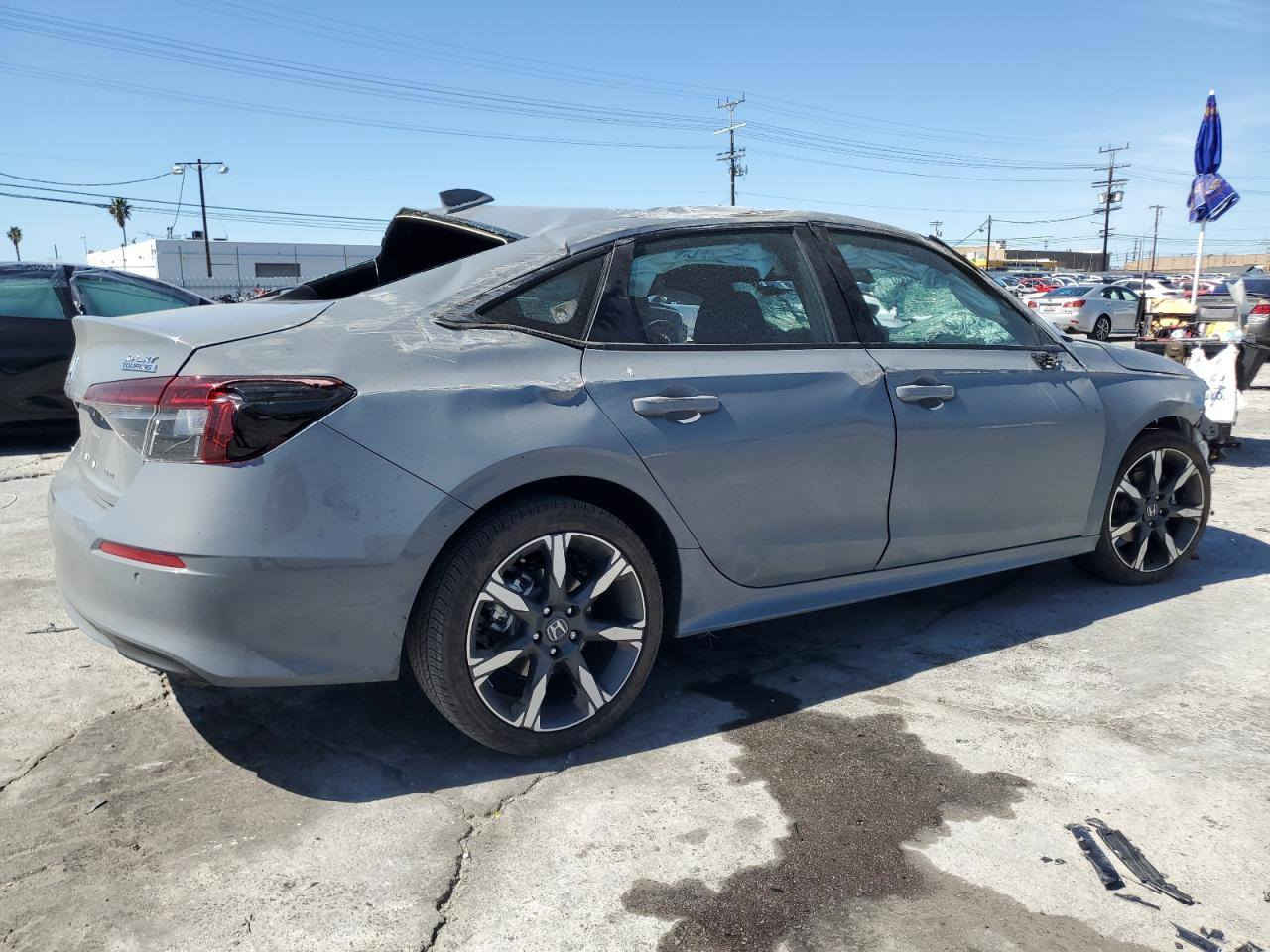 السلام عليكم خوان رجان الماتعجبه لا يعلق وكسر بيه كلشي بسعره وسوك كلشي بي خوان هونده سفك هايبرد سبورت تورنك اعله فه سياره هاذ حادثه بدون دواخل ولا شواصي ولا تبديل قطع سمكره بس تجني اني متفق ويا سمكري وصبغ 10ورقات وشرط درجه اوله سعر السياره 70وبيه مجال مكان السياره بل عقبه واصله تتخل كتاب شهدا ويه تعميره تكلفك 100 ماكو هيج سعر بسوك كله رقمي ***********  واتساب
