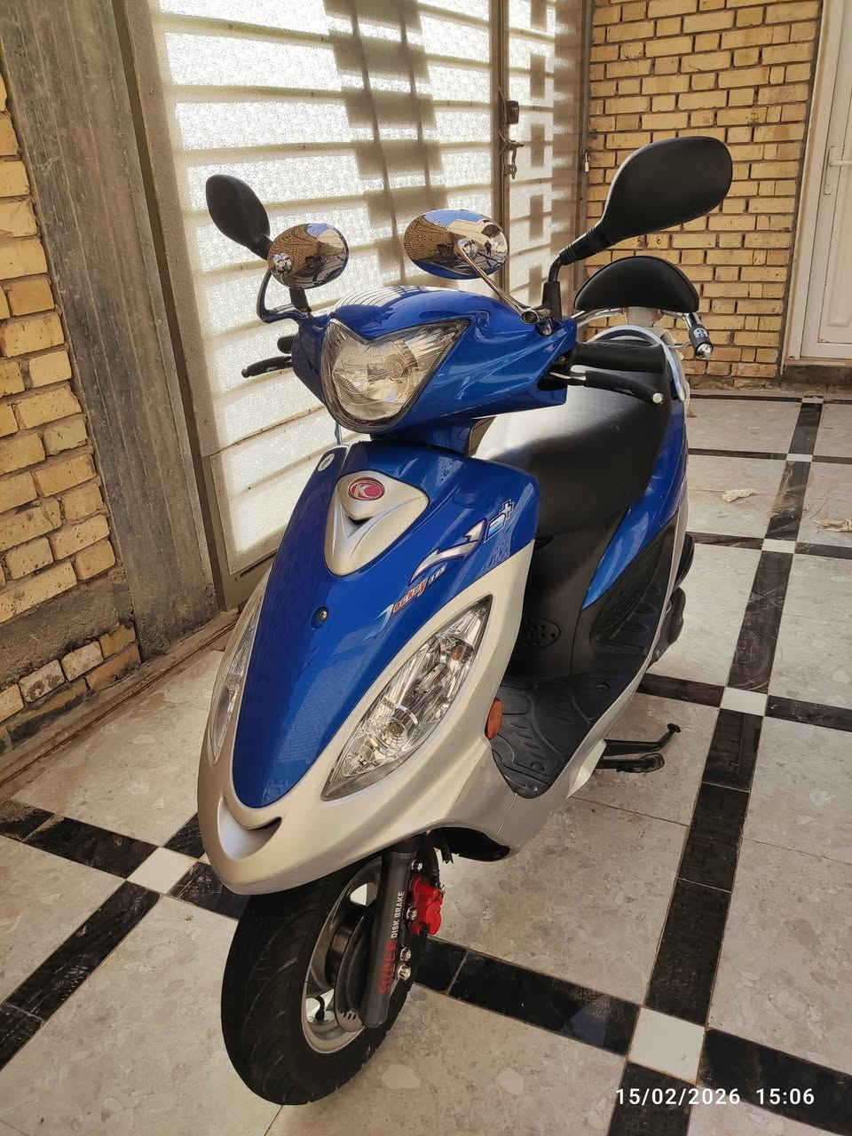 سلام عليكم
للبيع كامكو في توV2 موديل 16 ام الطلاعات بك لايت كريستال دراجه جديده بمعنى الكلمه واحلا من الصور بعد 
العنوان الشطره ***********
