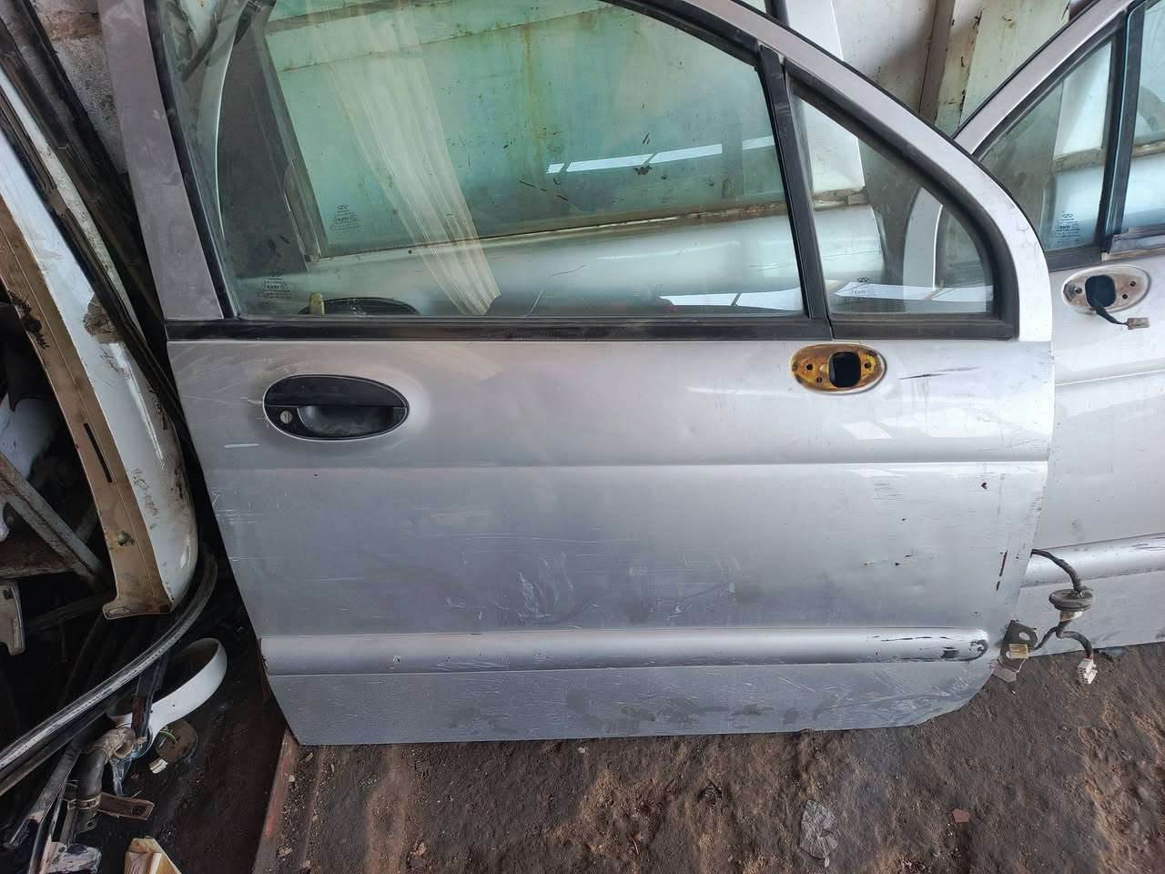 السلام عليكم اخوان من رخصه الادمن طبعا عندي السياره كيو كيو تفصيخ اي واحد يحتاج اغراض من عندها انا بالخدمه مكان الدوره بغداد ابو تشير مكينه وكيرخير من الله. ***********
