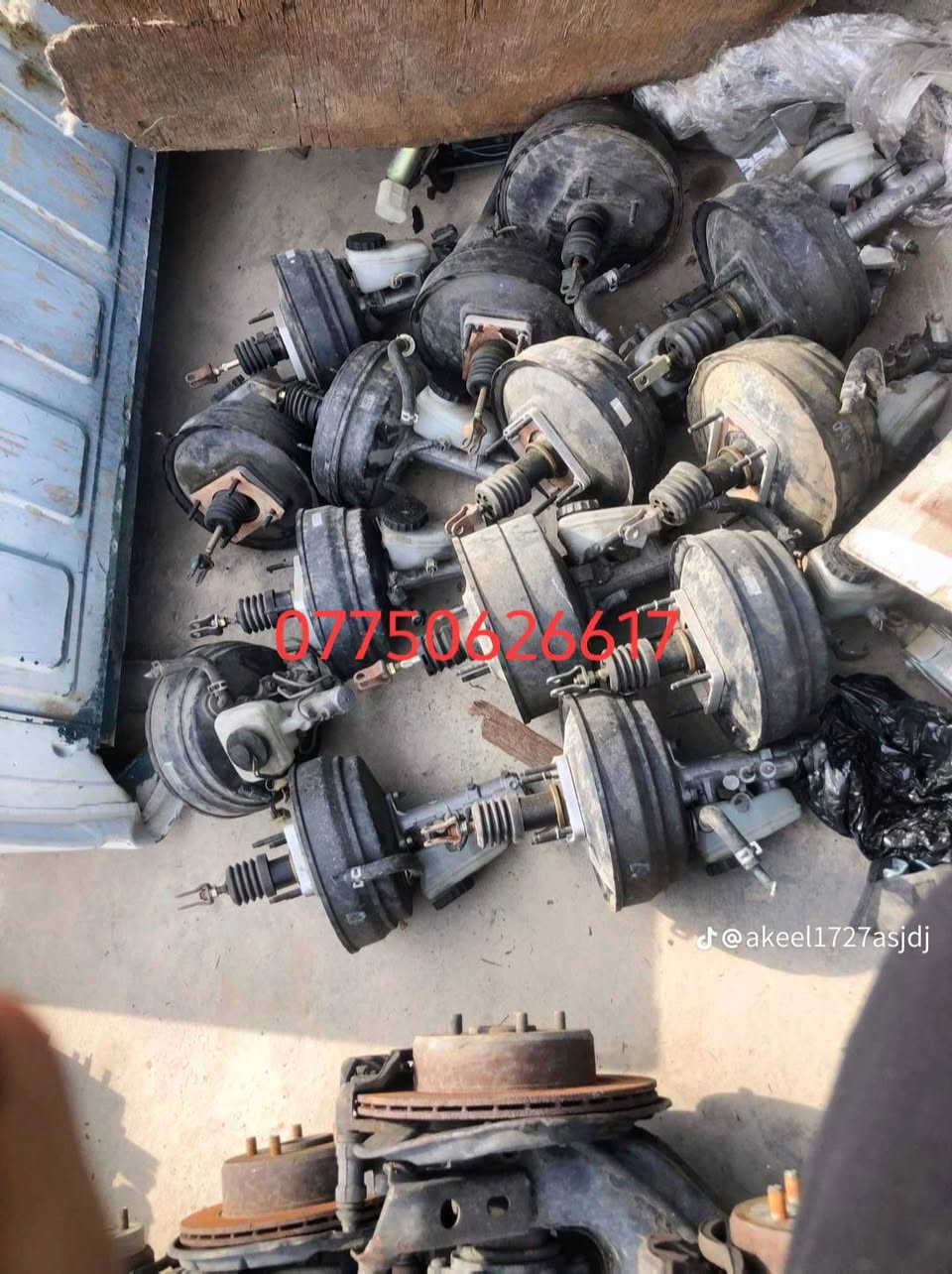 سلام عليكم ورحمة وصلت حاوية محركات ياباني العنوان بغداد الحميدية ***********,,,***********
