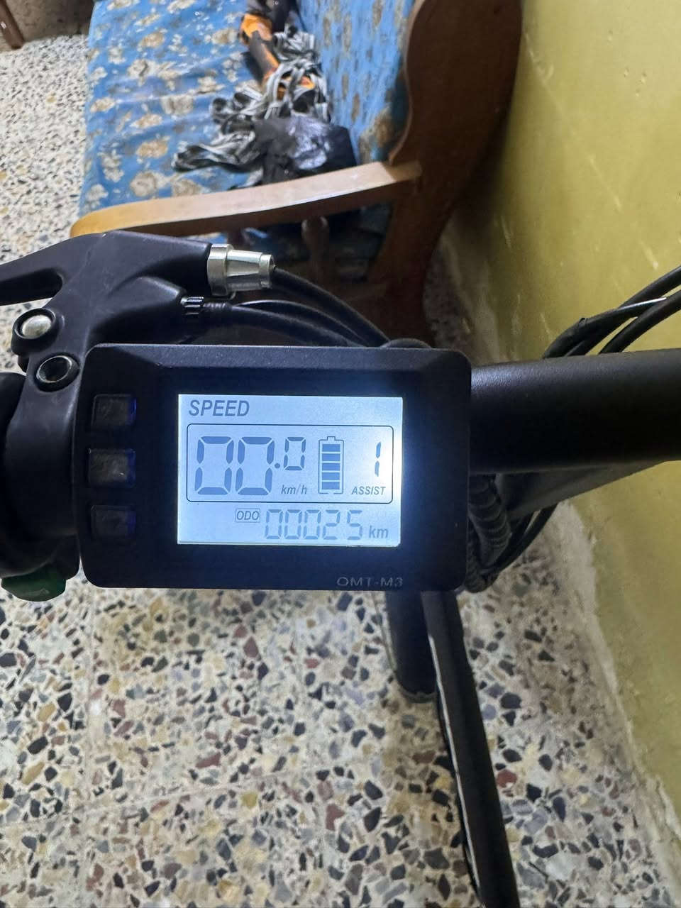 مساعد بايدر  حجم 20 استرالي
بطارية 36 فولت 13 امبير 
الشحنة الوحدة اتمشي 30 كيلو او اكثر
5 سرع 
كشن طبي 
دسك امامي خلفي 
كير شيمانو 7 نمر 
بايسكل مصنوع لسوق الاوربي 
قابل لتصفيط يعني يطبك 
سعرة 325 الف 
متوفر توصيل لجميع المحافظات


**إذا كنت صاحب هذا الإعلان وتريد حذفه لأي سبب، رجاءا أرسل رسالة إلى الدعم الفني**