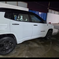 جيب كومبارس وارد امريكي موديل ٢٠٢٣ ترايل هوك 4×4 فول عده الفتحه رقم ار...
