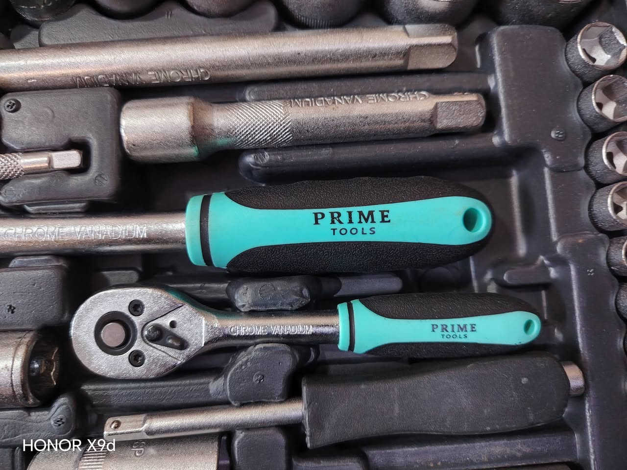 مدري اكول سيت لقم مدري سيت درنفايس 
عمي عده كامله شامله 104 قطع باله اوربيه 
40 الف والتوصيل مجاني 
#عدد #صيانه #لقم #سيارات


**إذا كنت صاحب هذا الإعلان وتريد حذفه لأي سبب، رجاءا أرسل رسالة إلى الدعم الفني**