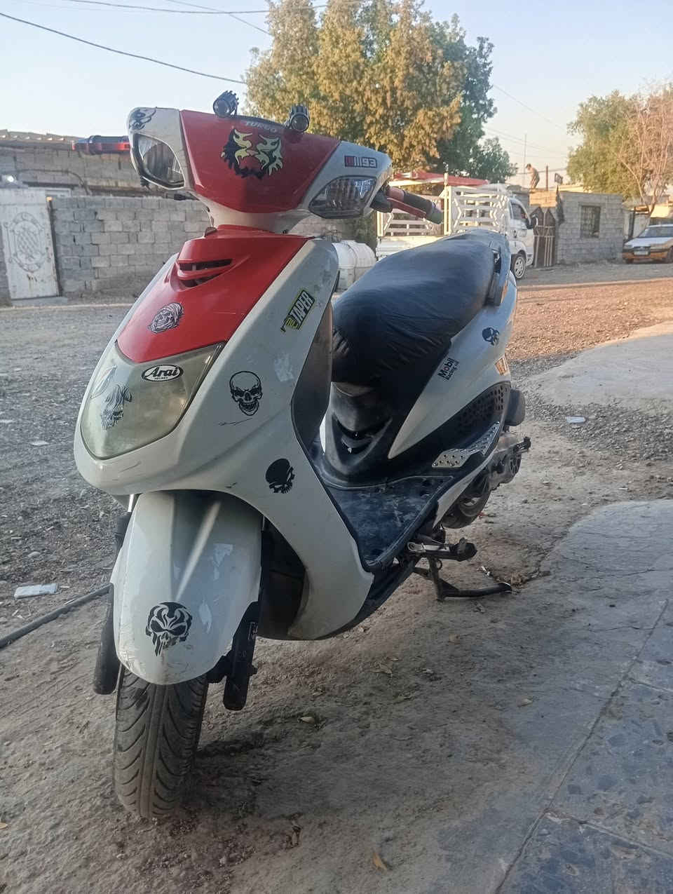 سلام عليكم سكنس نثيه شلعه ومعدل تخبل مكينه خرسه تخبل كهربائيات كله شغاله يعني انكر وطلع مناقصه شي مكاني تقاطع درويش *********** سعرها 450 وبيه مجال بسيط
