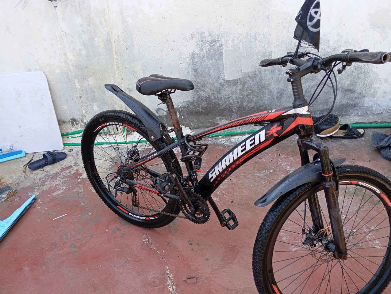 بايسكل كيمو جبلي حجم 26
ستاند صفاحي 
 سستم كامل شيمانو ياباني الاصلي
بدالات خلفية 7 نمر 
بدالات امامية 3 نمر 
بريكات دسكات 
دبلات شغالات 

مكاني ديوانية حي الفرات قرب الطاقة 
*********** واتساب او اتصال 

السعر 65 قفل
