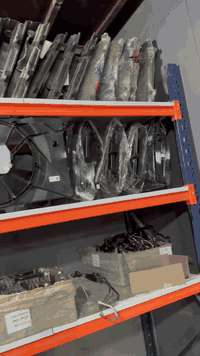 🔥 وصلت الدفعة الجديدة من شركة LKQ الأمريكية 🇺🇸🔥

محمد الكوردي للأدوات الاحتياطية يوفر لكم👇🏼
✅مراوح  أصلية للسيارات الأمريكية 💪

♦️مفحوصة 
♦️ جاهزة للتركيب 
♦️ وبجودة عالية 🔧

📍 الموقع: بغداد – ساحة الطيران – شارع الجام خلف مقبرة الغزالي الفرع الثالث (شارع حجي منيشد) ٢٠٠ متر يسارًا قرب جامع الكهيه

🔧 متوفر صيانة
🚚 متوفر توصيل لجميع المحافظات 

📞 للتواصل:
***********
***********
