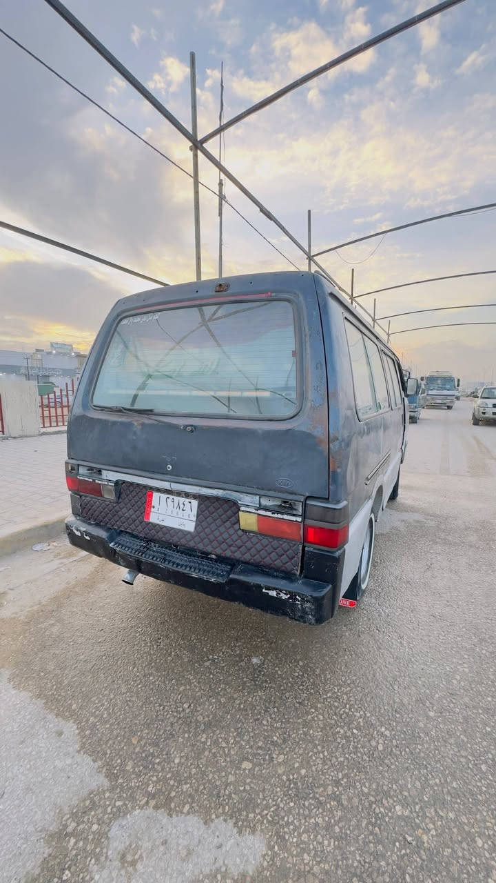 السلام عليكم كيا بستا موديل 94 للبيع السيارة خير من الله مكينة وكير وبم كله مكفول اكسن جديد قمجيات جدد تخمين تايرات جدد باتري جديد عنابير كله جديد هواي شغلات ماتنذكر السيارة كبل للشارع السعر 23 وبيها مجال مكاني بابل الاتصال ***********
